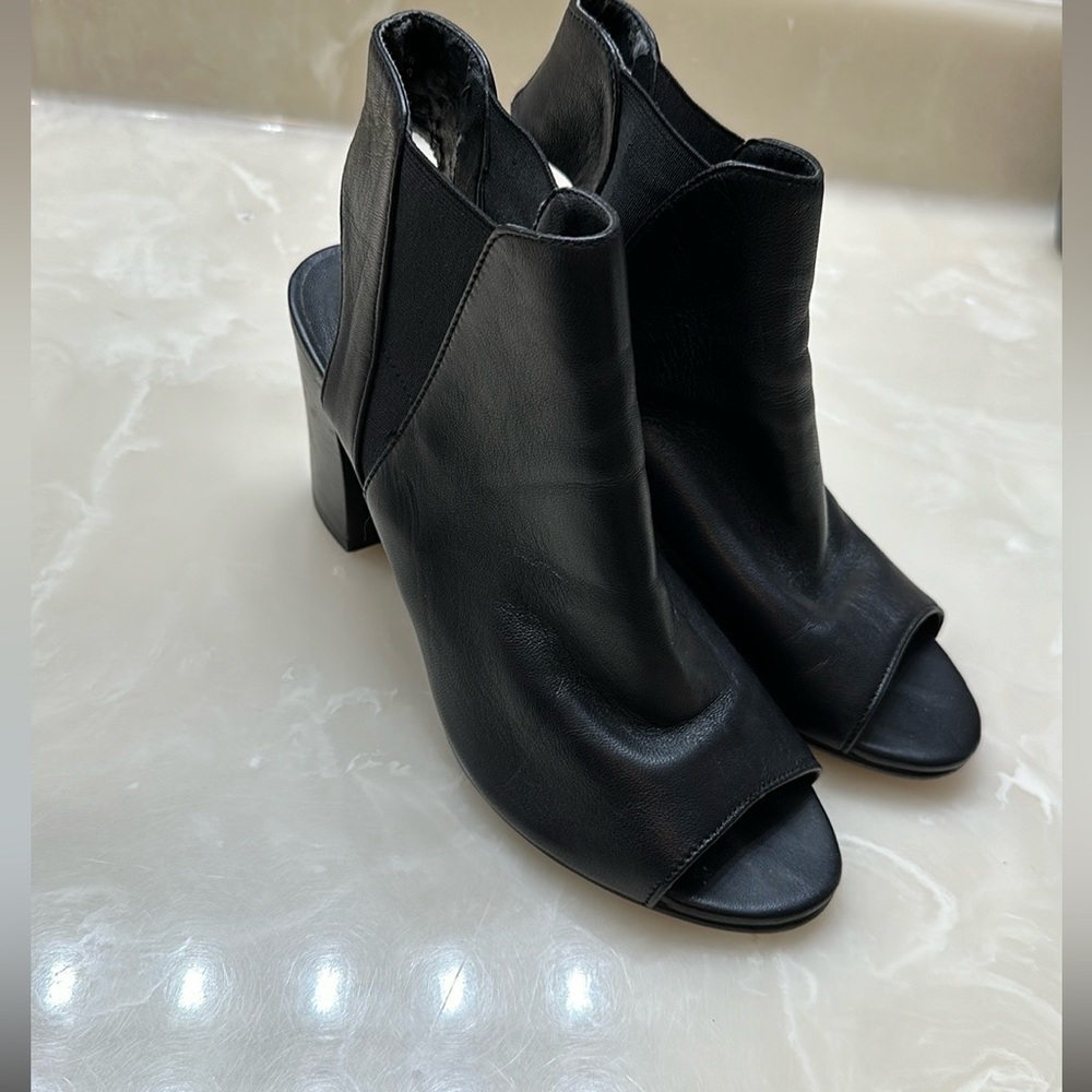 Steve Madden Slip On Block Heels size 8.